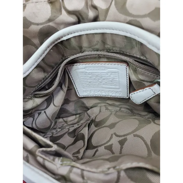 Coach Soho Flap Shoulder Bag‎ White Leather Buckle 9247 Y2K Vintage Small - Image 5