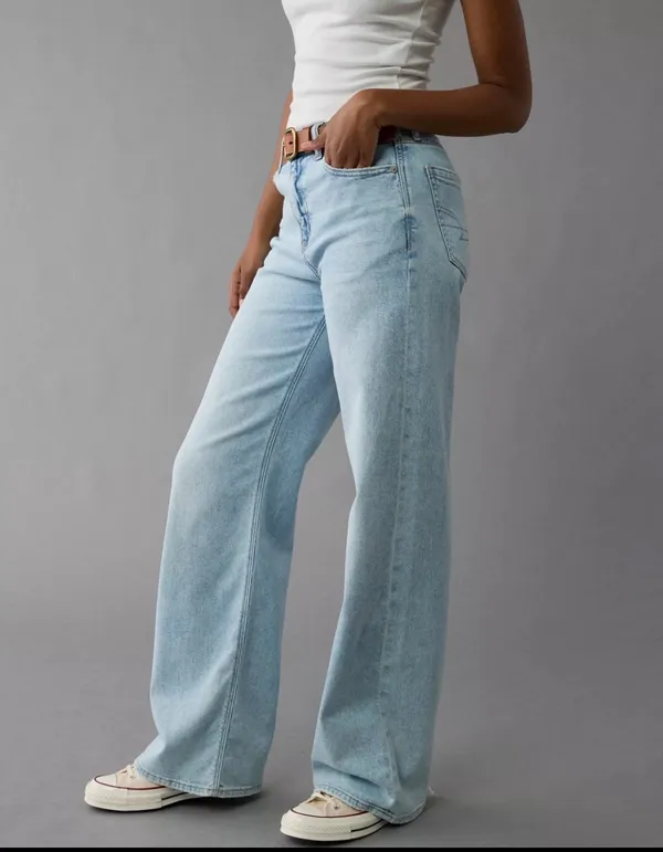 American Eagle Stovepipe Jeans in the "Strigid-2 Short - Image 4