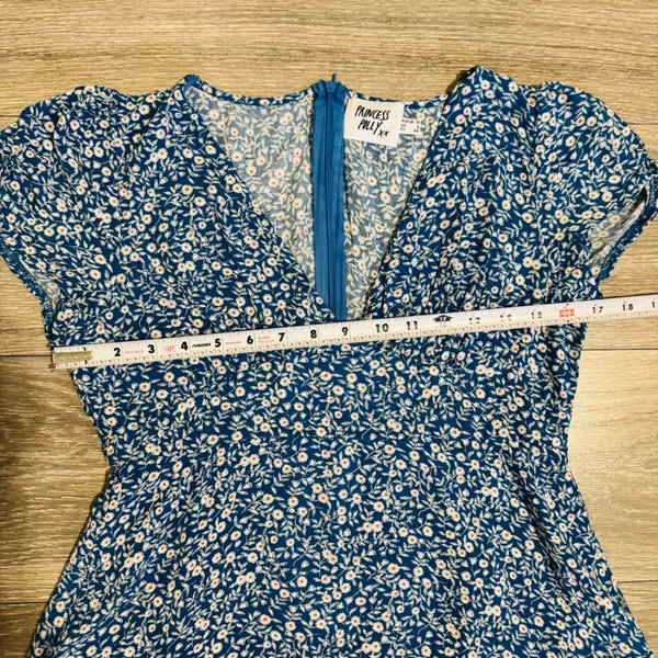 Princess Polly Blue Floral‎ V Neck Mini Dress Short Sleeve Flounce Hem Size 6 - Image 10