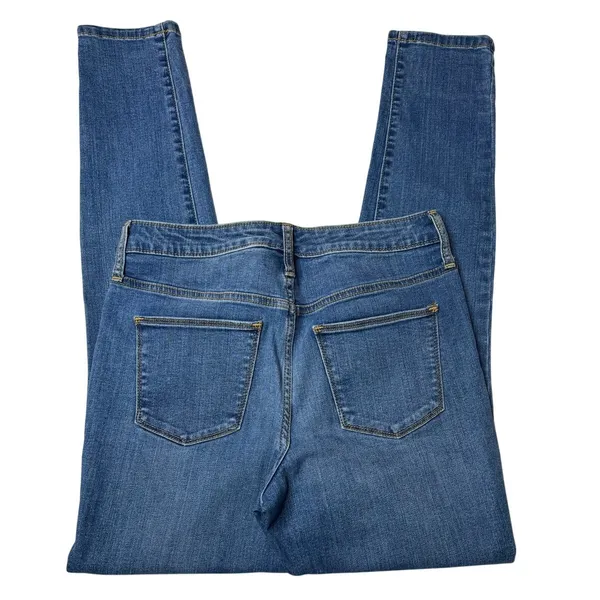 Universal Thread Jeans High Rise Skinny Stretch Medium Wash Size 6 28R - Image 4