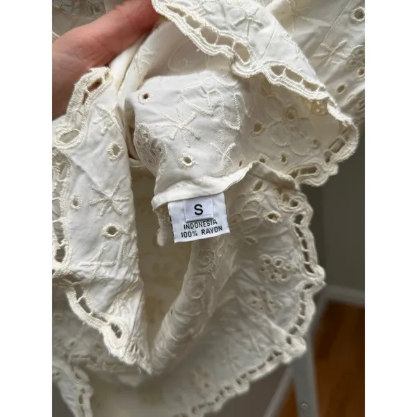 NEW NWT Lace Works Handmade Eyelet Lace Blouse Ivory Cropped Top Womens Small - Image 9
