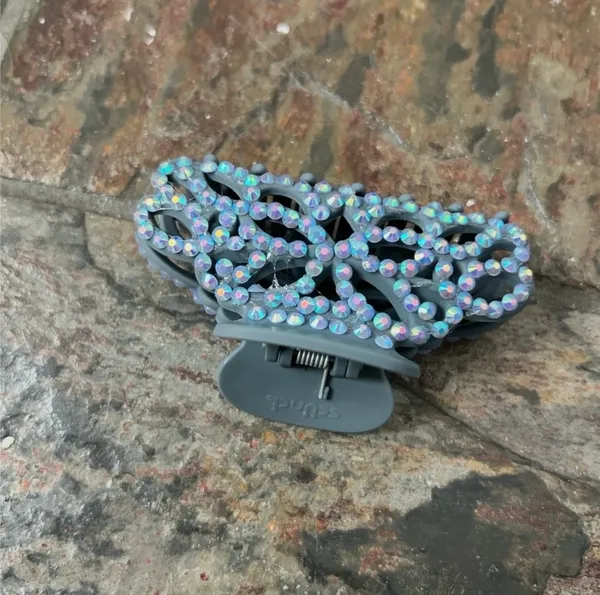 Custom crystals hair clip Handmade brand new - Image 2