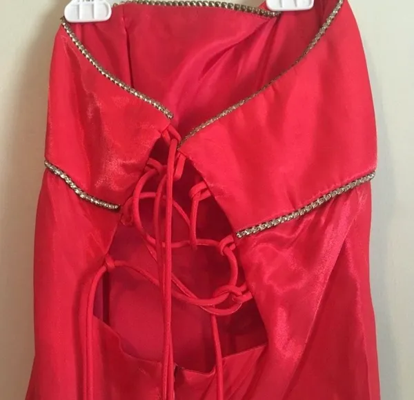 Jump Red Strapless Prom Dress - Image 3