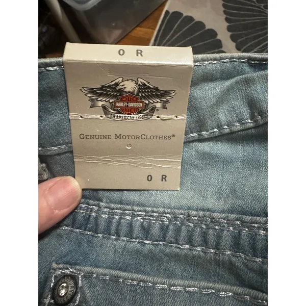 Harley-Davidson NWT Curvy Boot Cut Jeans Skull Embellished, Light Wash (Size: 0) - Image 6