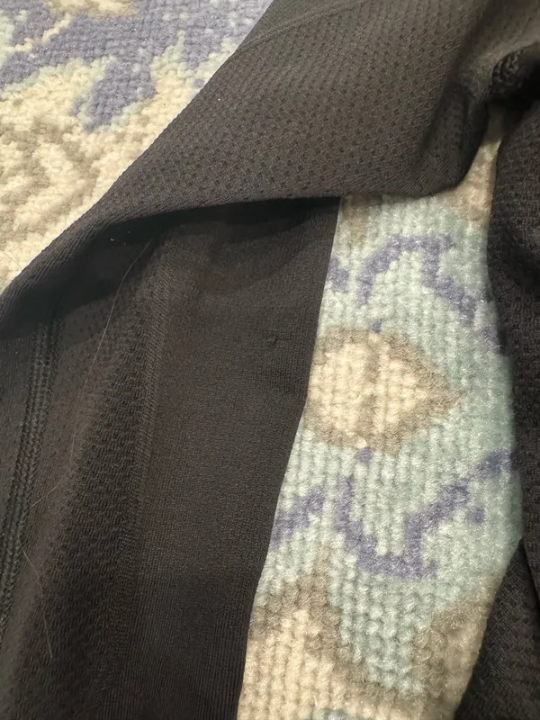 Black and Grey Ombré Lululemon Swiftly Tech Long Sleeve 6 - Image 4