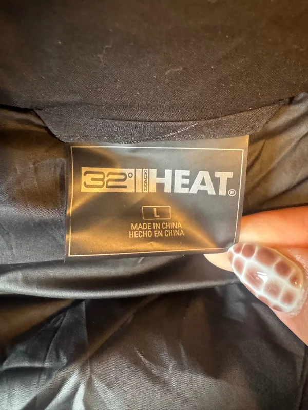 32 Degrees Heat - Image 3