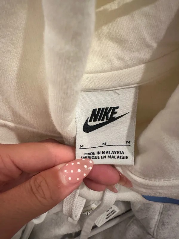 North Carolina Nike Sweatshirt - Image 3