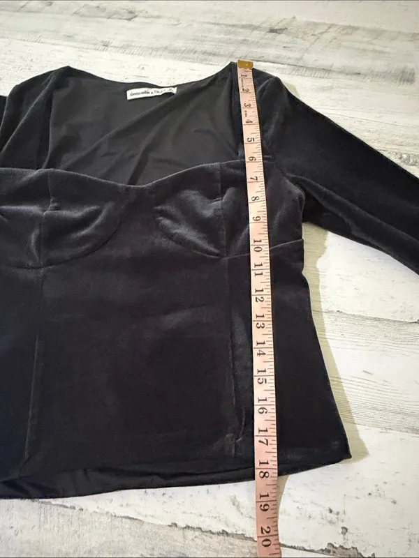 Abercrombie & Fitch Black Velvet Long-Sleeve Sweetheart Top Size Medium - Image 9