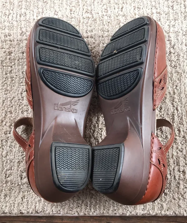 Dansko clog sandals- size 8 - Image 8