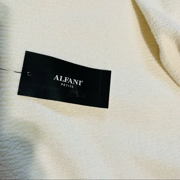 Alfani Cream Long Sleeve Light‎ Warm Sweater - Image 8