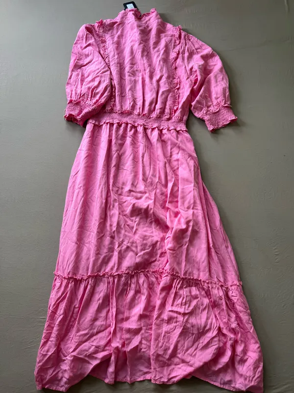 Bohemian Style Pink Ruffled Maxi Dress - Image 2