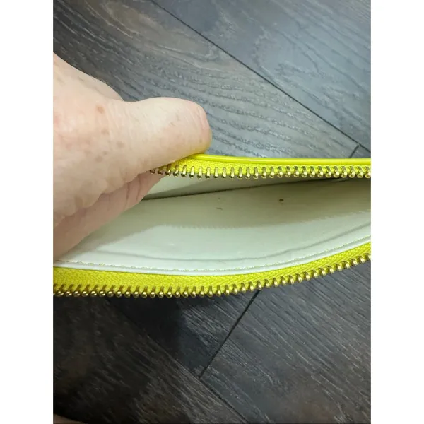Kate Spade Lemons Limoncello Pouch - Image 4