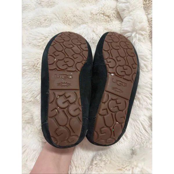 Women's 9 Ugg Ansley Black Suede Leather Slippers Moccasin Shearling Fur Lined - Image 5