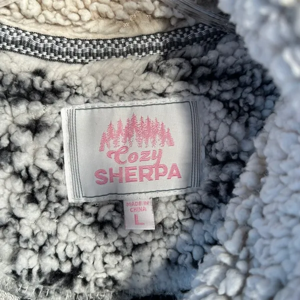 Cozy Sherpa Women's Grey‎ Ikat Aztec Fleece Pullover Sweatshirt Size L - Image 5
