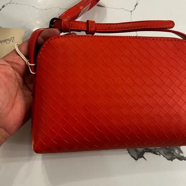 Universal Threads Beautiful Woven Crossbody Bag NWT - Image 3