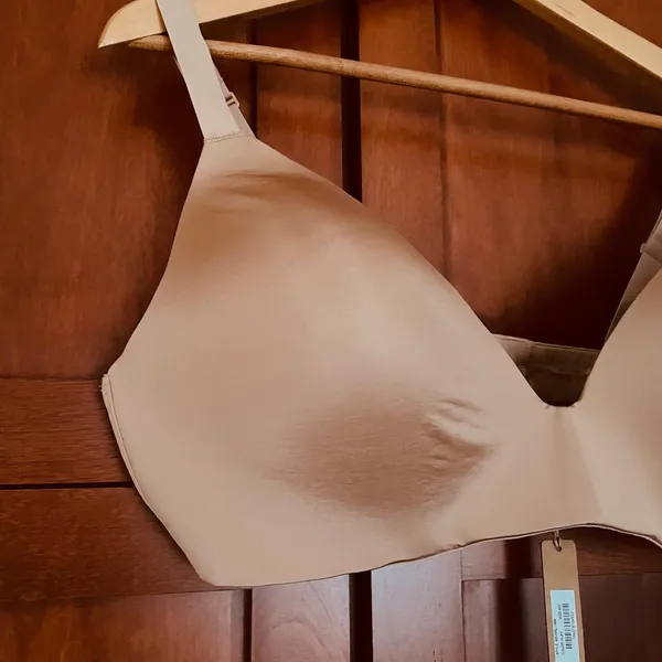 Skims Wireless Form T-Shirt Bra Clay Size 42D - Image 2