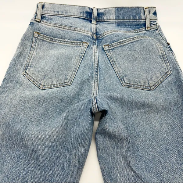 Abercrombie & Fitch Women’s Blue The 90s Straight Ultra High Rise Light Jeans-26 - Image 4