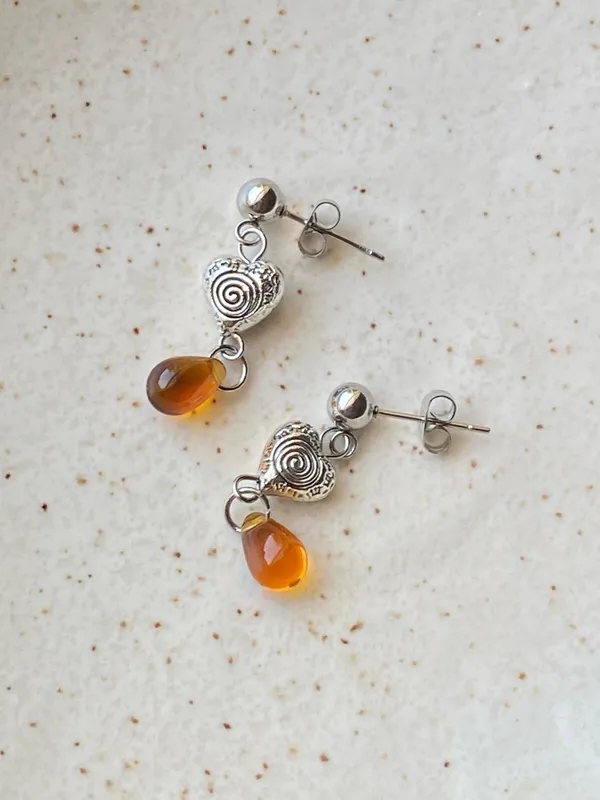 Handmade retro vintage fairy boho funky hippie style quality spiral heart dangle earrings🌀🤎🌱 - Image 7