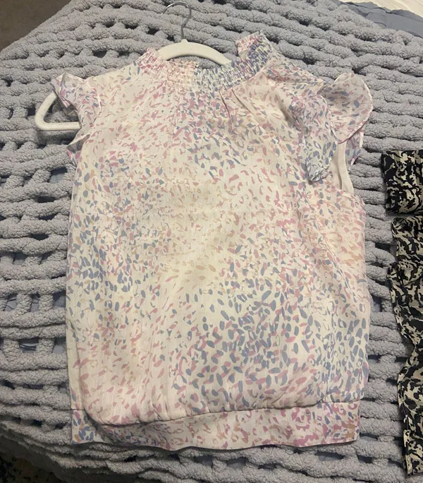 Express Puff Sleeve Blouse - Image 2