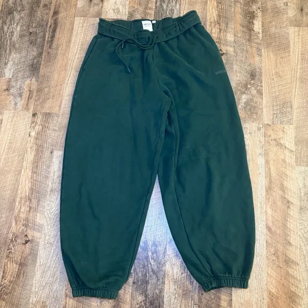 Aritzia sweatpants - Image 2