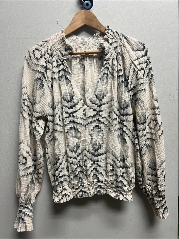 Anthropologie Porridge Long-Sleeve Gauze Smocked Top - Image 2