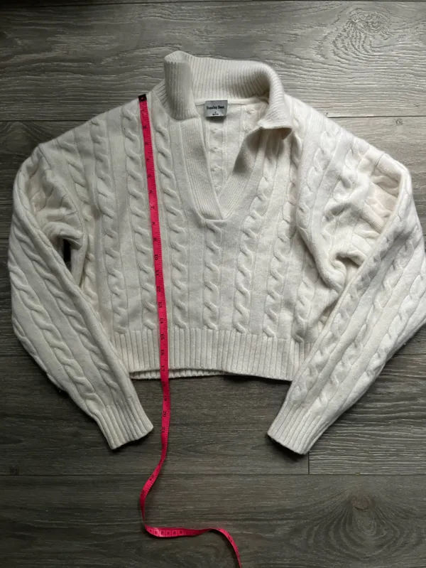 Aritzia Sunday Best Cream Cable Knit Wool Blend Cropped Long Sleeve Sweater S - Image 7