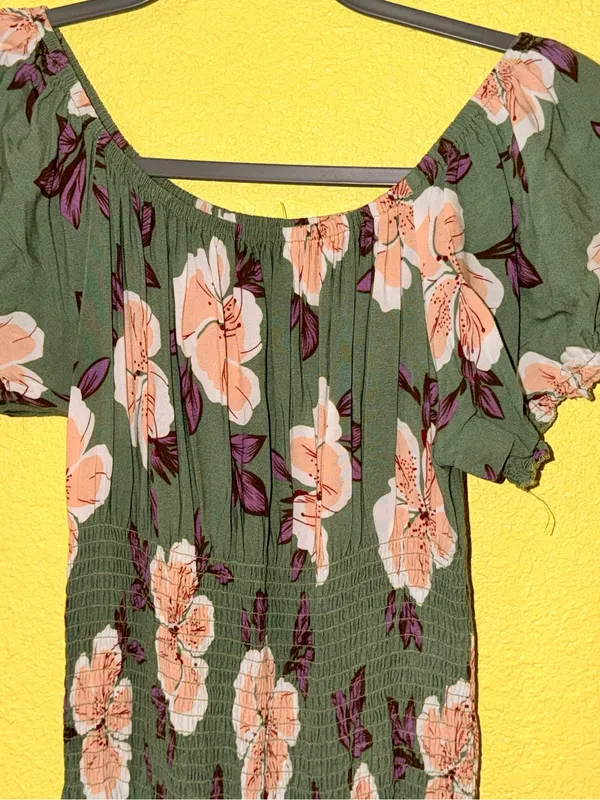 Olive Green Floral Maxi Dress with Puff Sleeves - Image 4