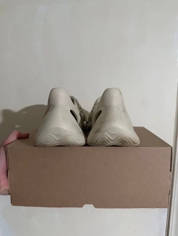 Adidas Yeezy Foam Runner - Image 3