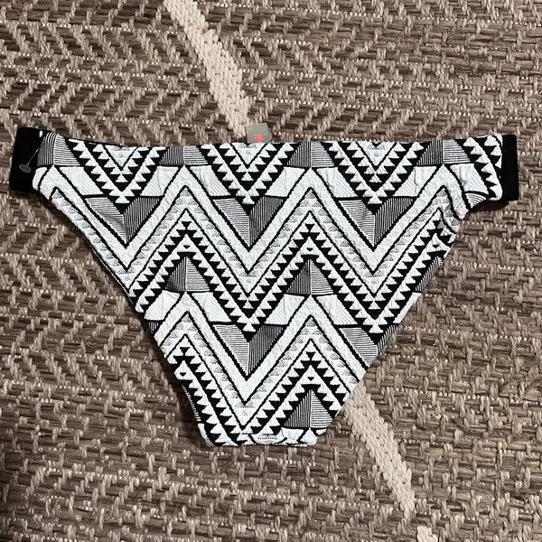 Maaji Bikini Bottom Sz S - Image 4