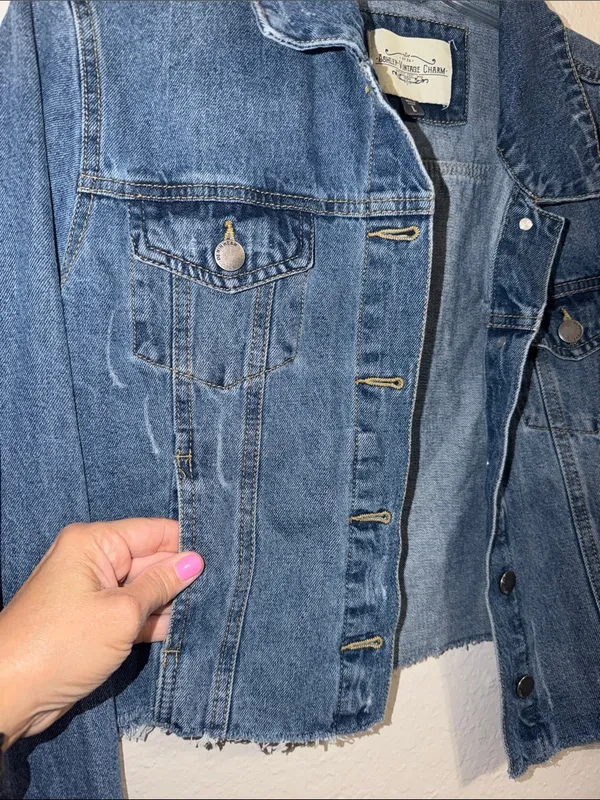 Vintage Cottagecore Charm Cutoff Jean Jacket Teachercore Denim jacket 90s - Image 4