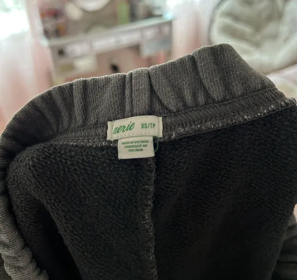 Aerie Cropped Sweatpants - Image 2