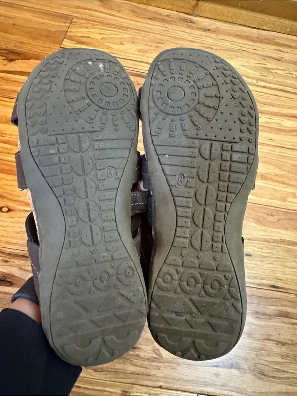 Womens‎ Bearpaw Sandals Brown Slip On Size 8 Comfy Casual - Image 7