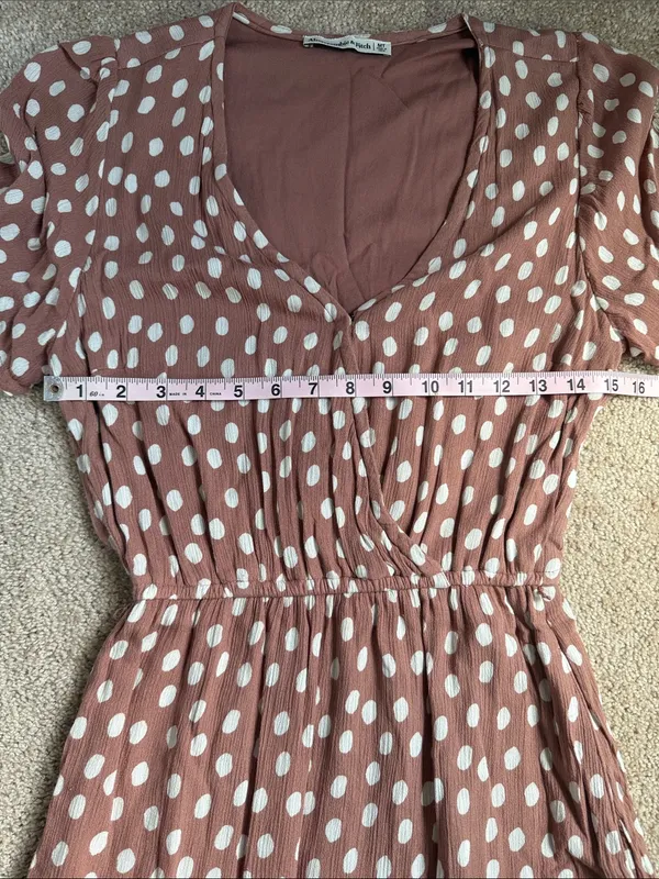Abercrombie & Fitch Mauve Pink Polka Dot Faux Wrap Mini Dress. Size Medium - Image 8