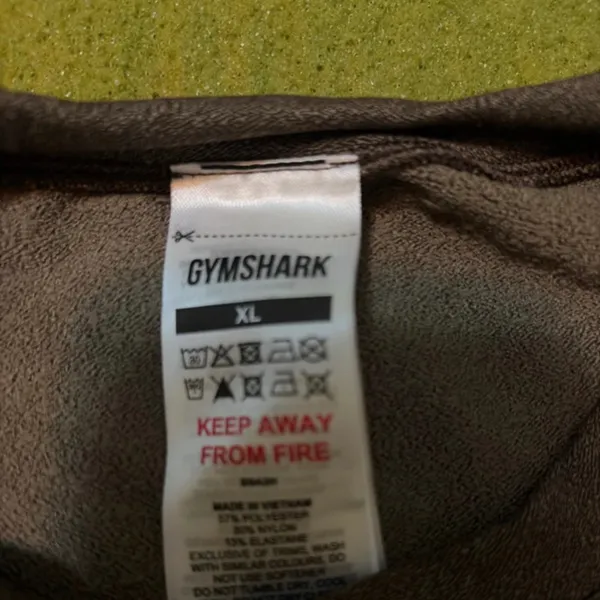 Gymshark Men’s Workout Set Shirt & Leggings Size XL - Image 3