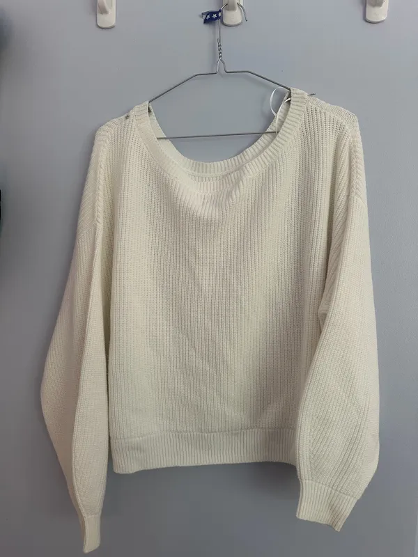Hollister Sweater - Image 2