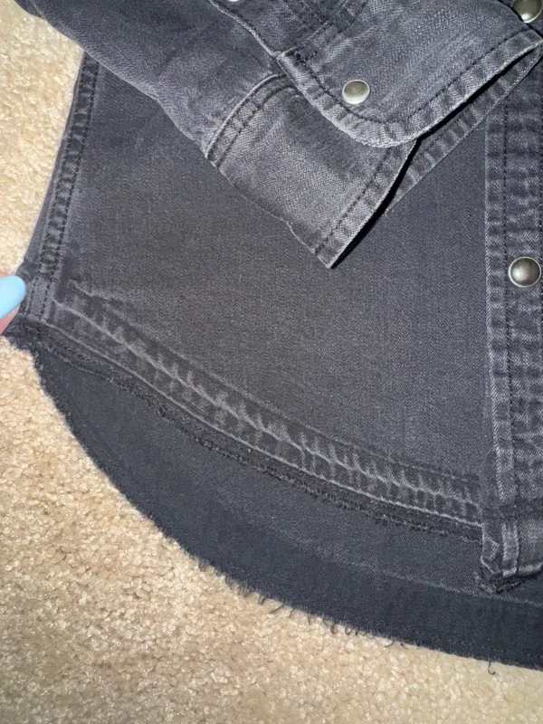 American Eagle Outfitters Black Button Up - Image 6