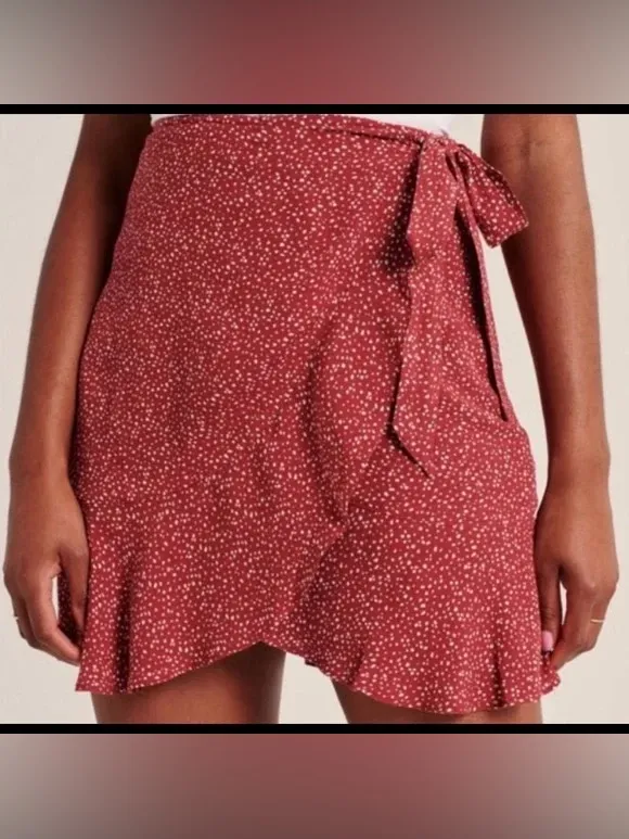 NWT Abercrombie & Fitch Ruffle Wrap Mini Skirt – Red Floral – XS - Image 2