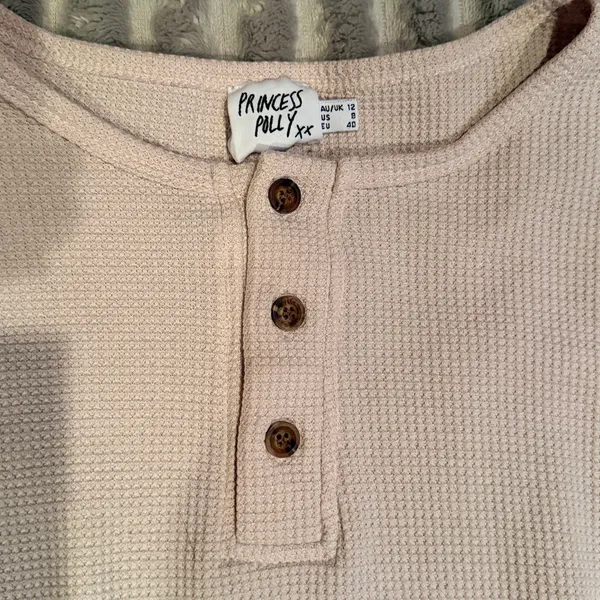 Princess Polly Women's US 8 Crop Waffle‎ Knit Henley Top Beige/Cream Long Sleeve - Image 4