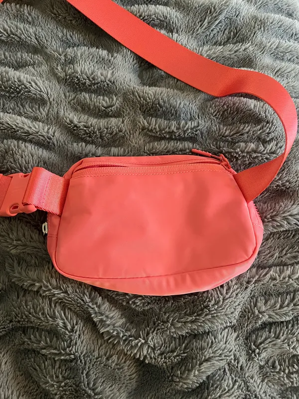 Lululemon Belt Bag - Image 6