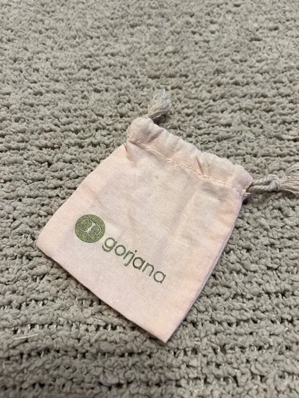gorjana pink linen jewelry bag #gorjana #jewelrybag #accessories - Image 2