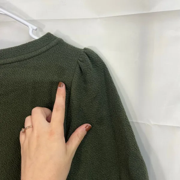 LOFT women's olive‎ green puff sleeve thick kit relaxed Crewcut blouse casual S - Image 5