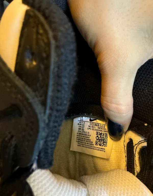 Nike Dunk High Top - Image 12