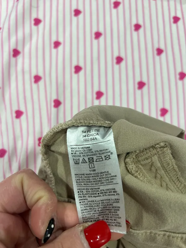 Old Navy High-Rise Pixie Straight Leg Pants (work pants) - Image 5