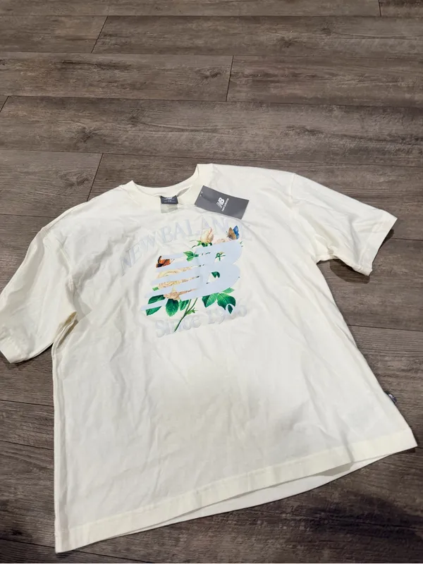 New Balance Cream Graphic Tee with Green Botanical Detail - Image 6