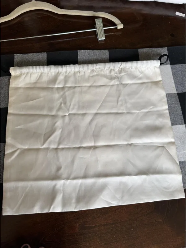 Kate Spade New York Reusable Dust Bag - Image 3