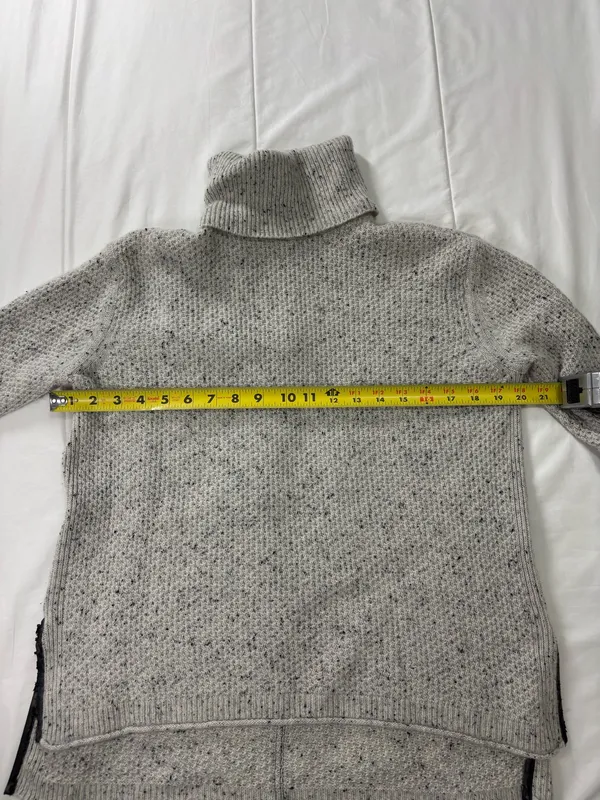 C by Bloomingdale's Women's Cashmere Turtleneck Sweater Gray Speckled Size S - Image 3