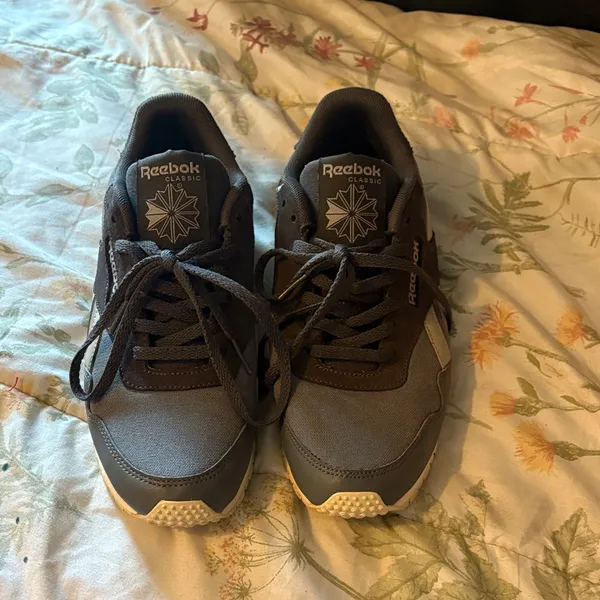 Reebok Classic Royal Ultra SL Charcoal Gray Sneakers - Image 2