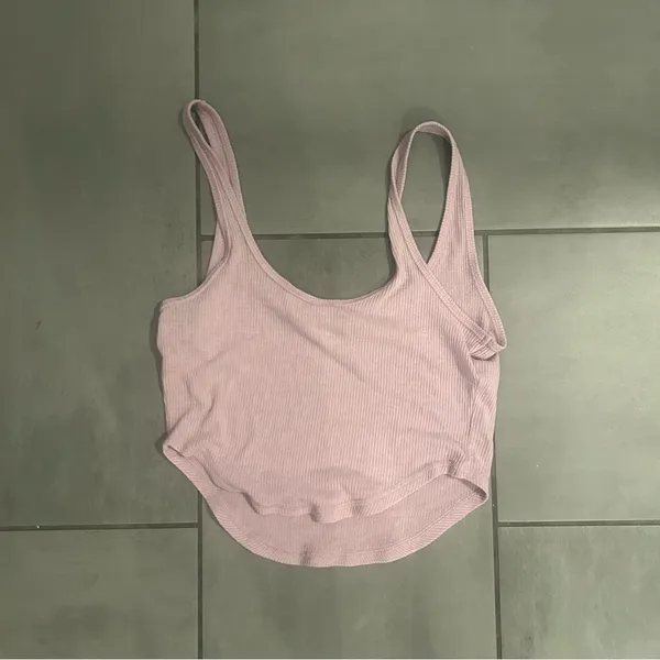 Urban Outfitters Out From Under Drew Seamless Ribbed Cropped Tank Top - Image 3