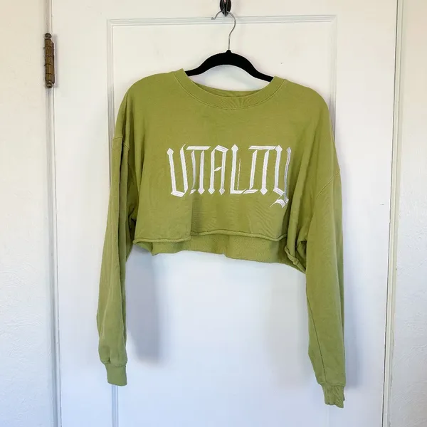 Vitality | Balance Athletica Warm Up Raw Hem Crop‎ Crewneck Sweatshirt Green - Image 5