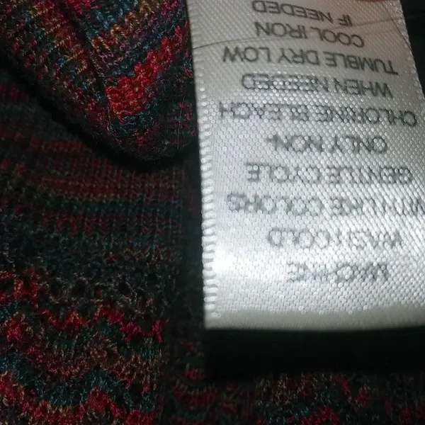 John Paul Richard XL Knit Capped Sleeve Flame Stitch Red Top - Image 5